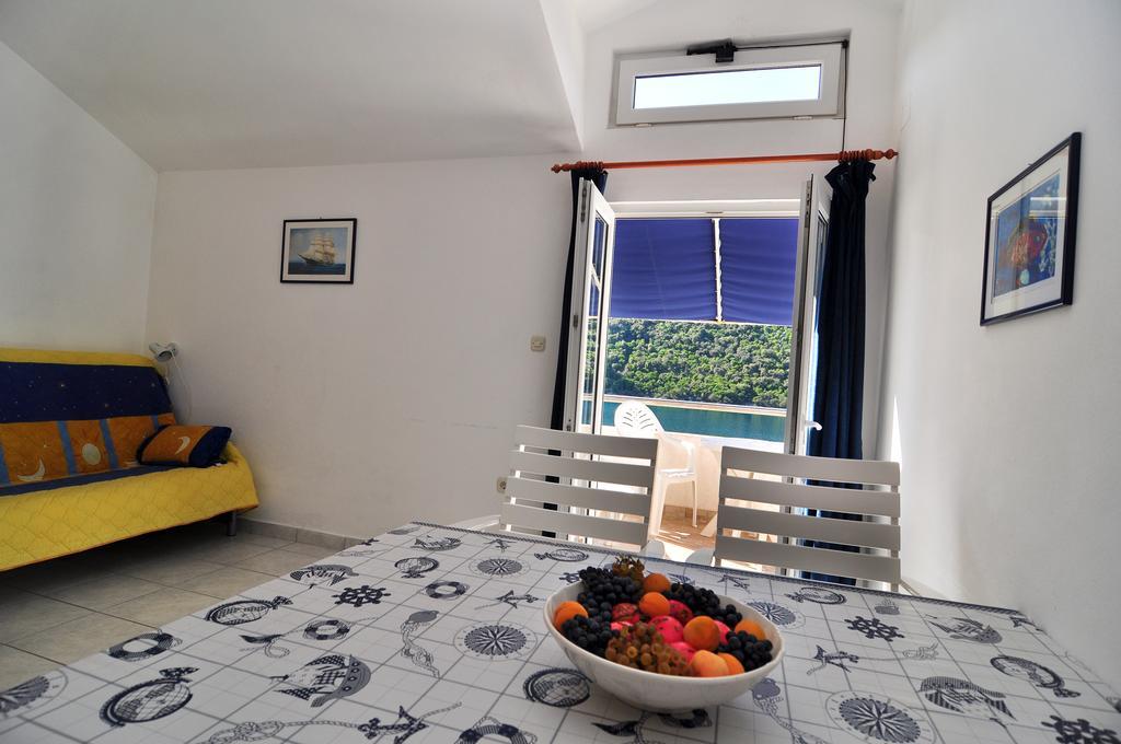 Apartments Livia Lastovo Chambre photo