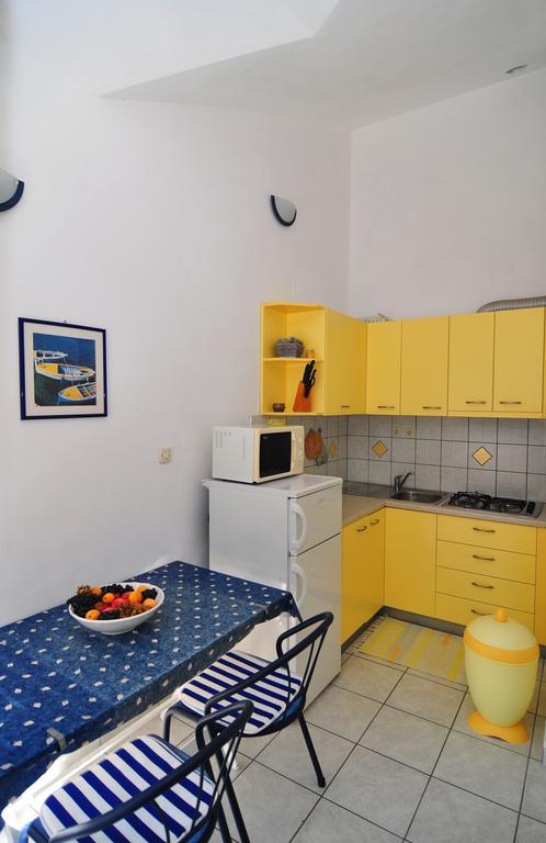 Apartments Livia Lastovo Chambre photo